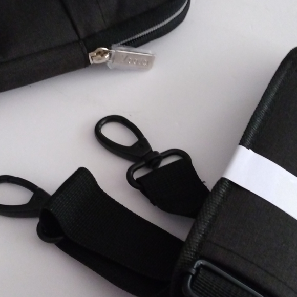 Voova Computer with Shoulder Strap NWT - Picture 6 of 8